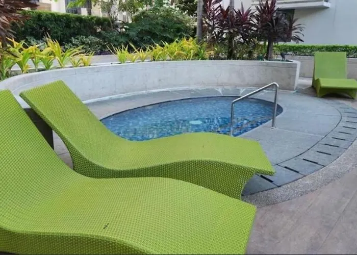 Cozy Viceroy Residences *
